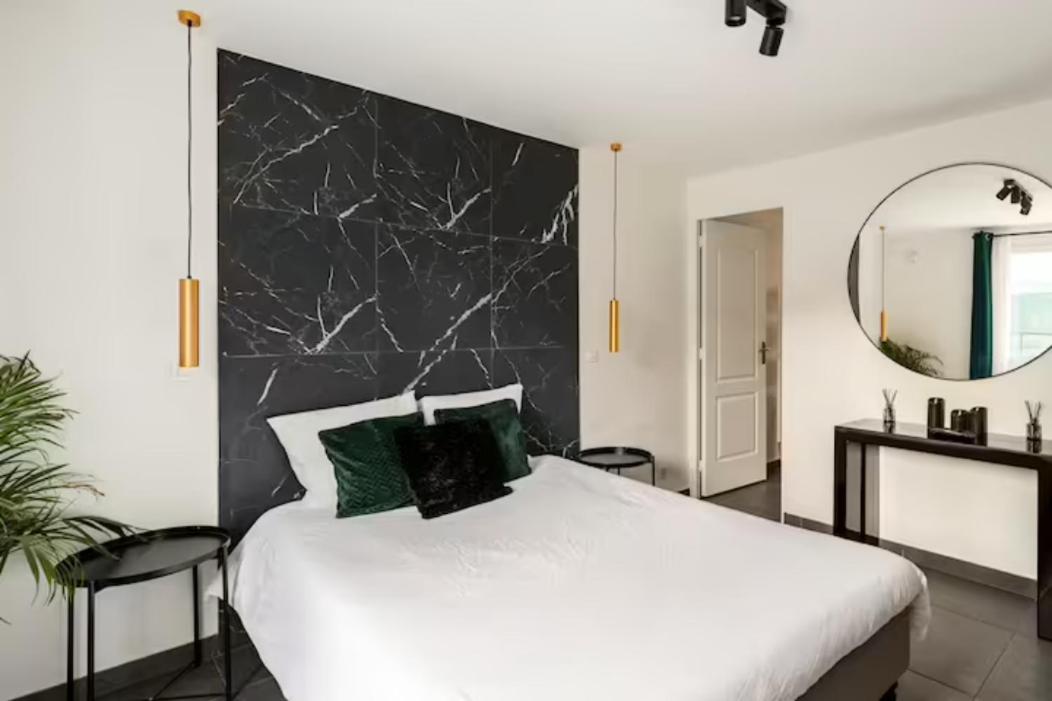 Le Chill Suite & Spa Boissy-Saint-Léger Extérieur photo