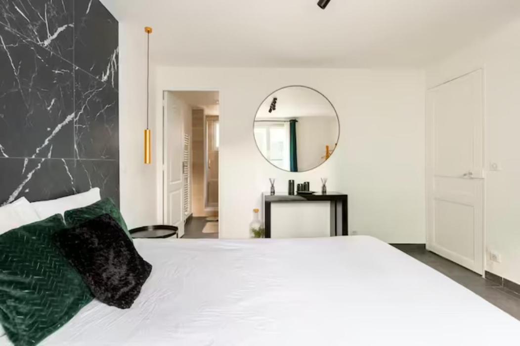 Le Chill Suite & Spa Boissy-Saint-Léger Extérieur photo